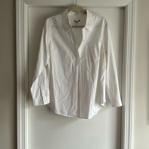 Old Navy maternity blouse